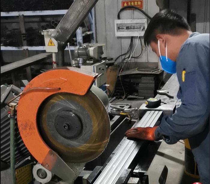 貨架材料注水式切割機(jī)，無塵環(huán)保效率高
